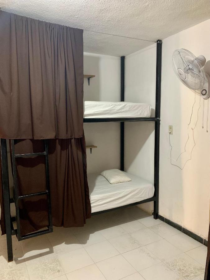 Spanglish Hostel Valladolid  Kültér fotó
