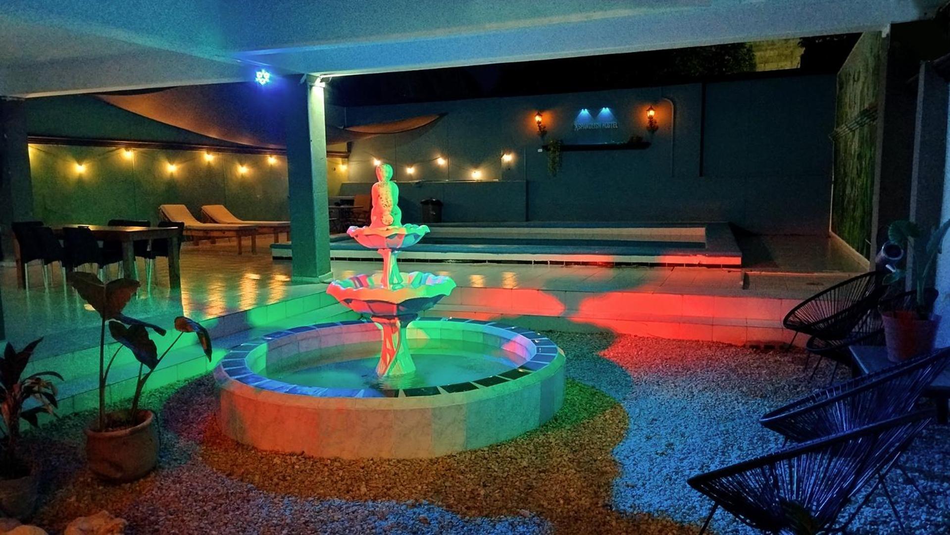 Spanglish Hostel Valladolid  Kültér fotó